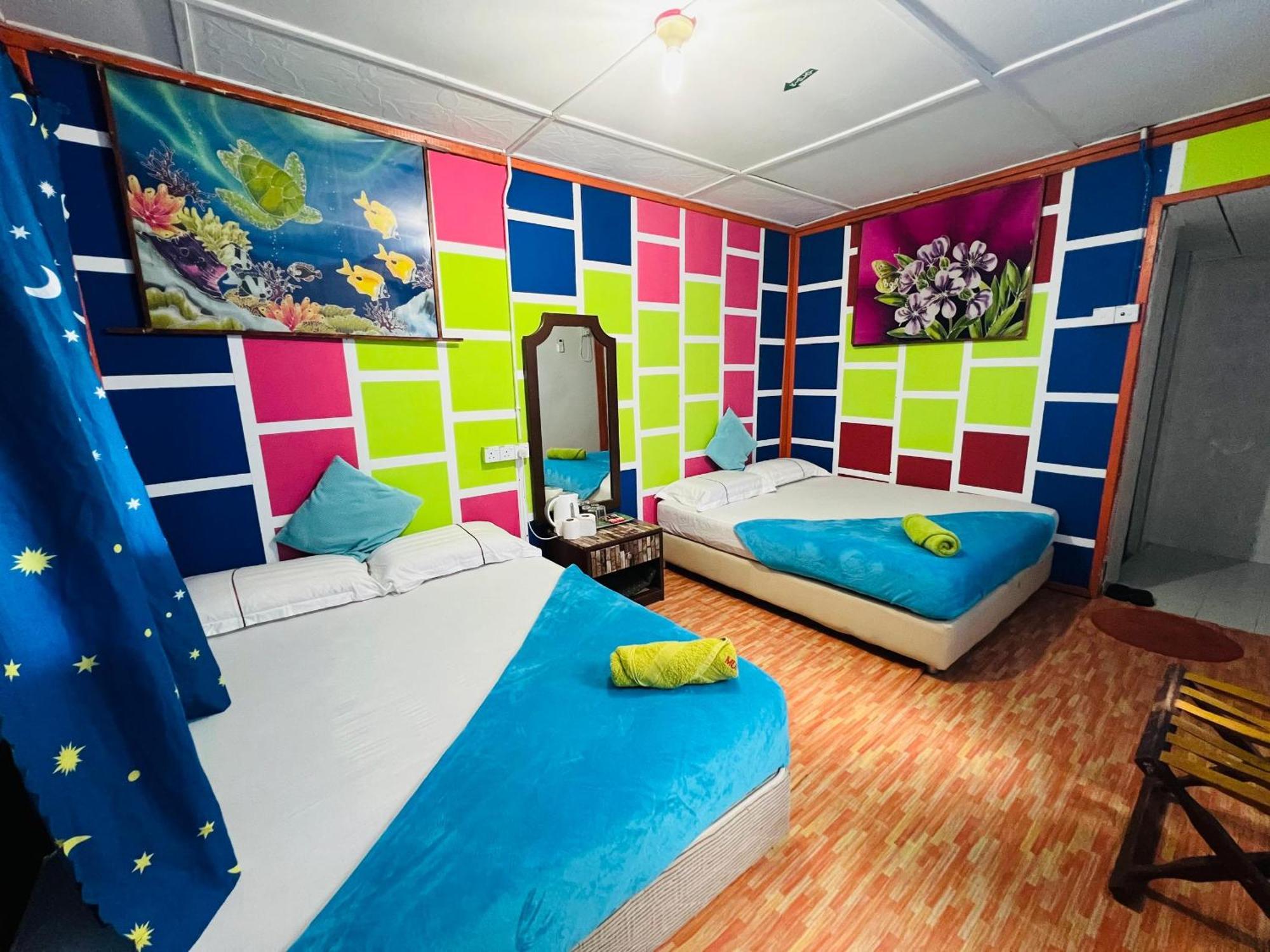 Mukut Coral Chalet Kampong Mukut Eksteriør billede